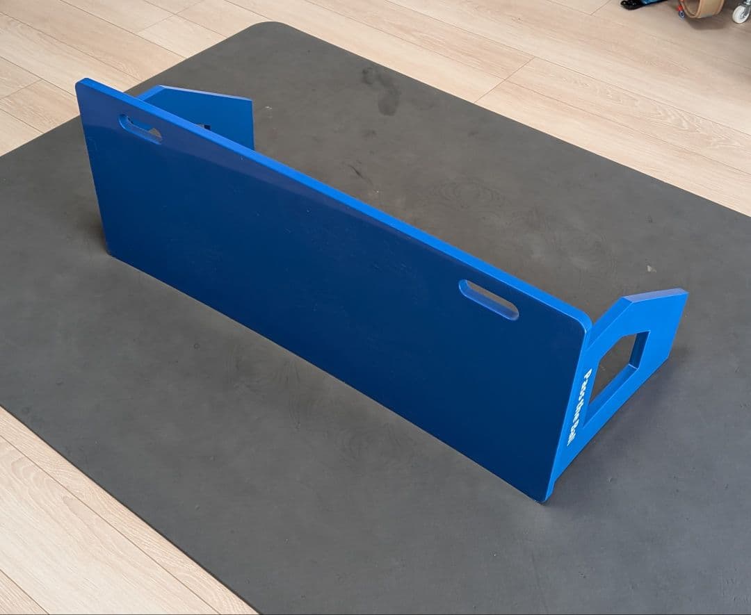 サッカー練習用　壁打ちリバウンダー