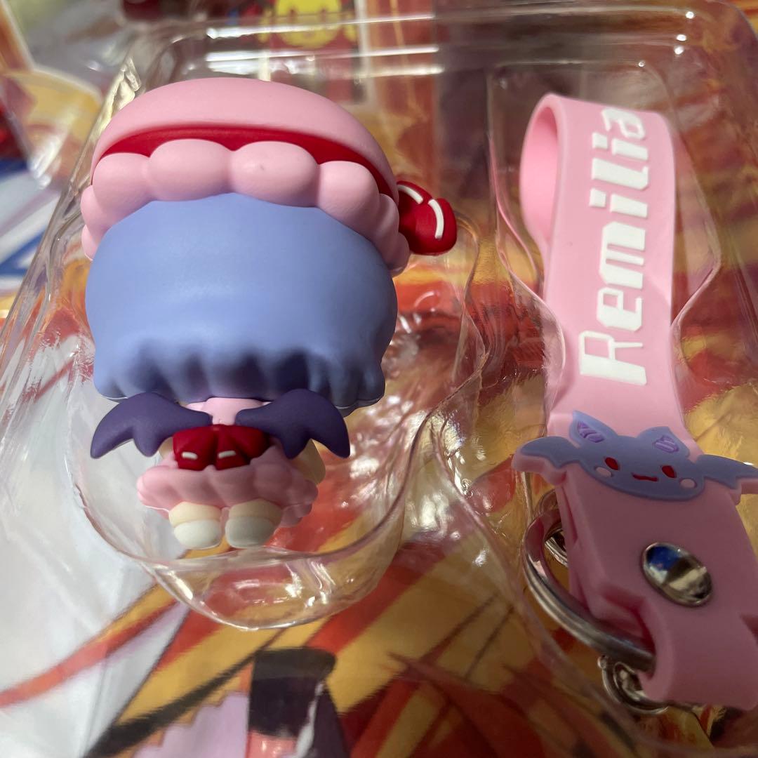 東方project レミリア　フランドール　フィギュアストラップ