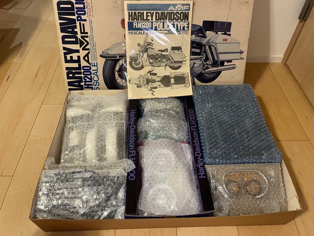 【新品★未組立】タミヤ 1/6ハーレーダビッドソン FLH1200AMFポリス