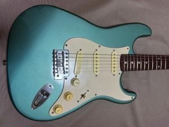 SQUIER AFFINITY ストラトキャスターモデル　レア　ターコイズブルー