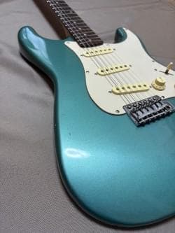 SQUIER AFFINITY ストラトキャスターモデル　レア　ターコイズブルー