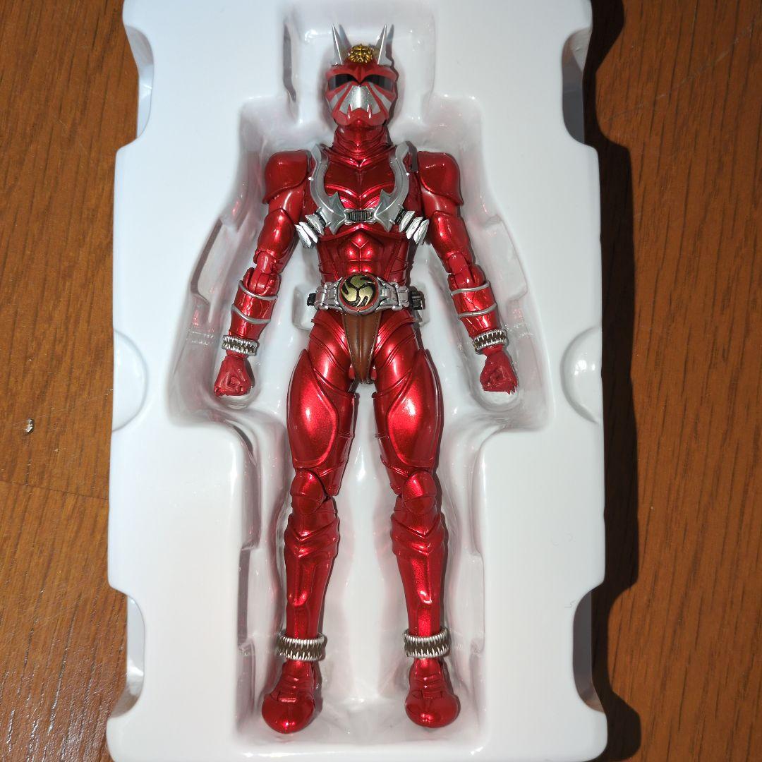 S.H.Figuarts 真骨彫製法 仮面ライダー響鬼紅