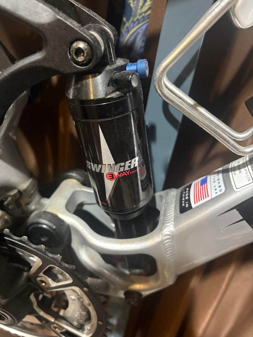 【特注品】海外購入GIANT マウンテンバイクシマノROCKSHOX CICLO