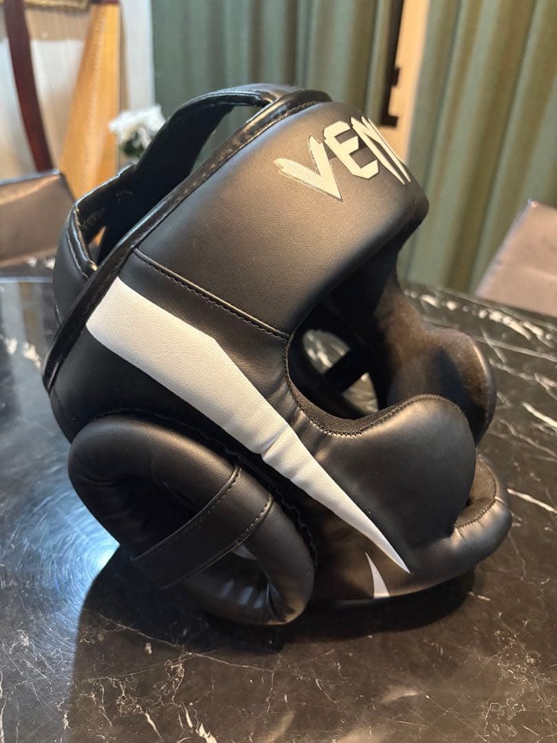 ヴェナム ボクシング チャレンジャー 2.0 ヘッドガード 53-59cm