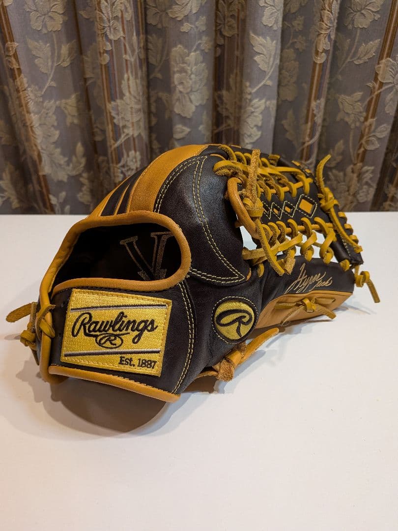お*り様 Rawlings 軟式グローブ 黒/黄 ハーパーサイン
