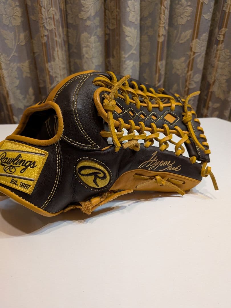 お*り様 Rawlings 軟式グローブ 黒/黄 ハーパーサイン
