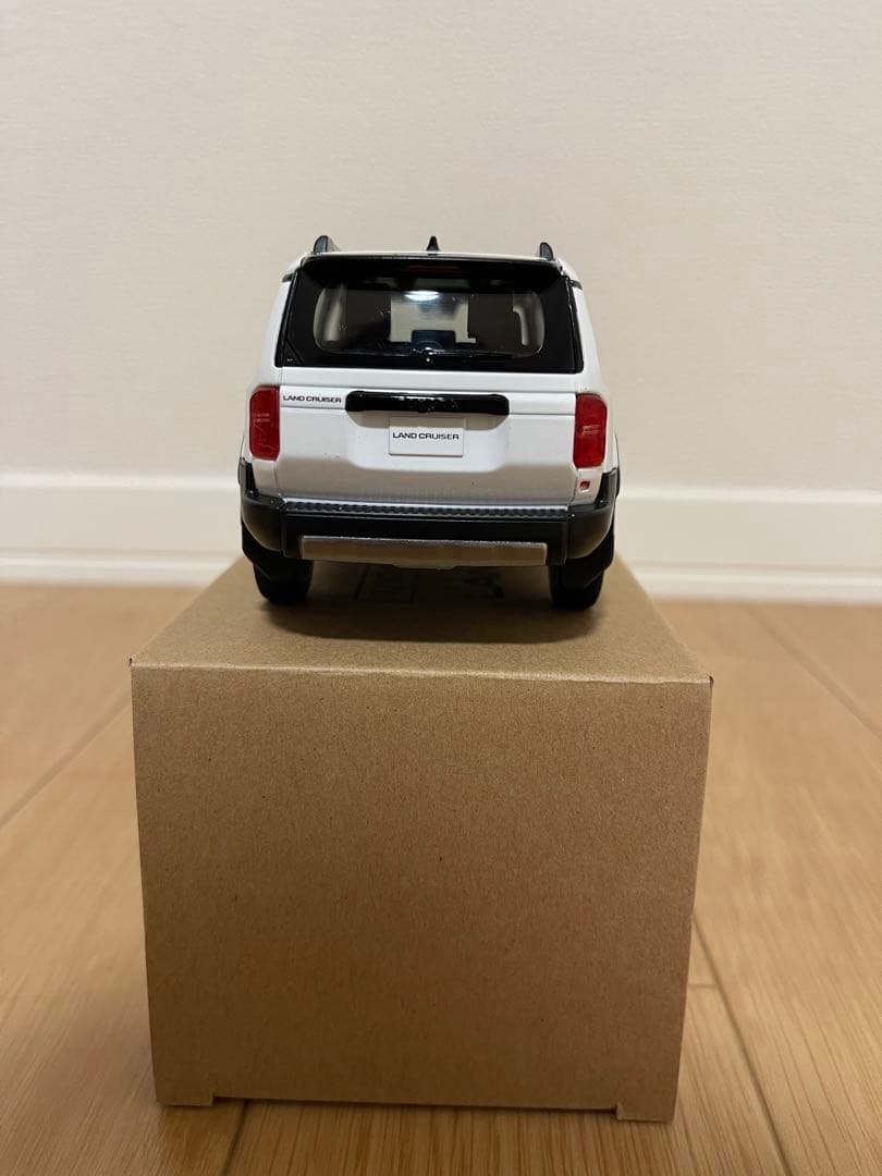 【値下げ⭕️】 1/30 ランドクルーザー250 スーパーホワイトⅡ