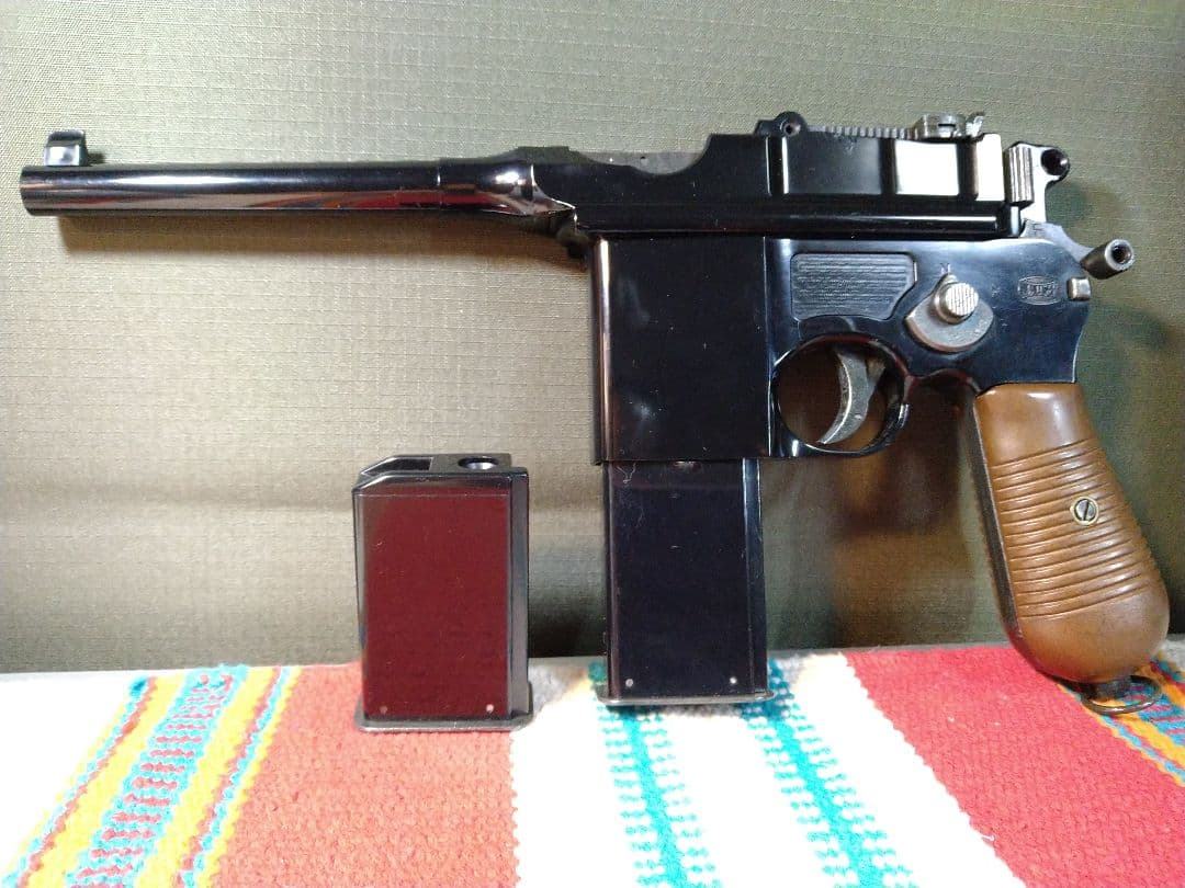 外観は極美品！フジミ模型製モーゼルM712　ガスガン！ガス漏れのため要整備品！