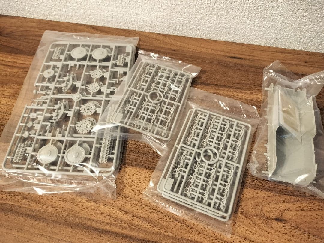 トランペッター 1/35ドイツBP-42戦車輸送列車