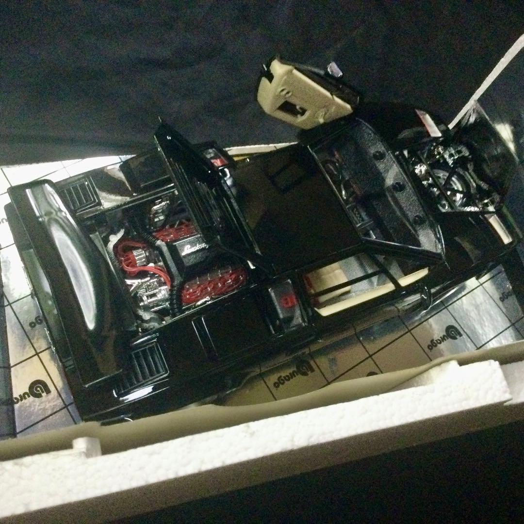 ミニカー Lamborghini Countach 5000 1/18 Bburago