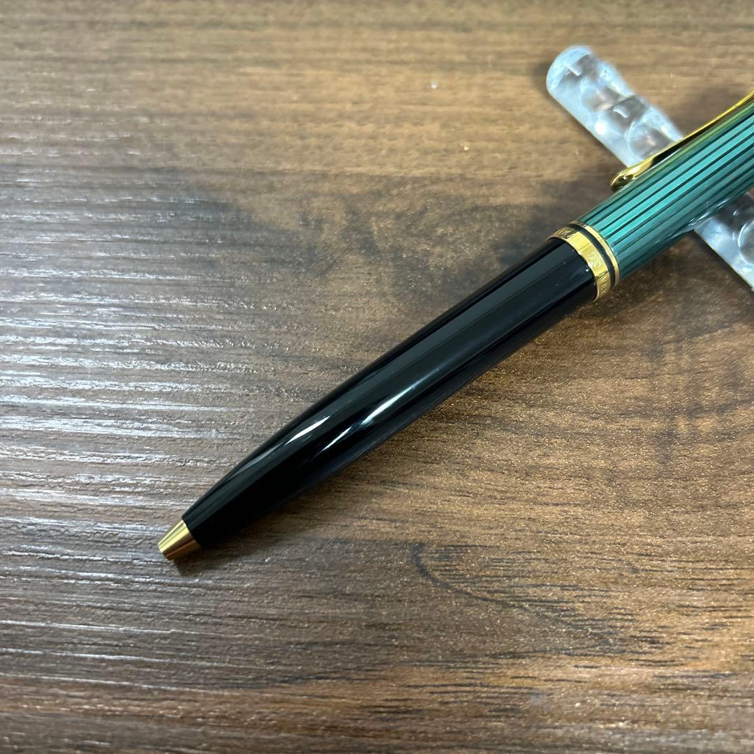 Pelikan ボールペン スーベレン　グリーンストライブ　K600