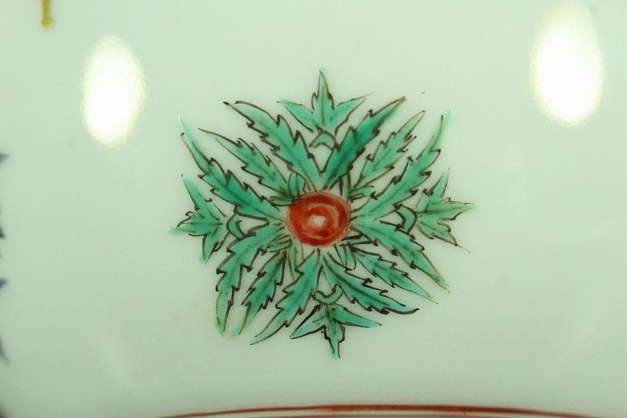 十三代 酒井田 柿右衛門 作 香炉 共箱(K-A999)