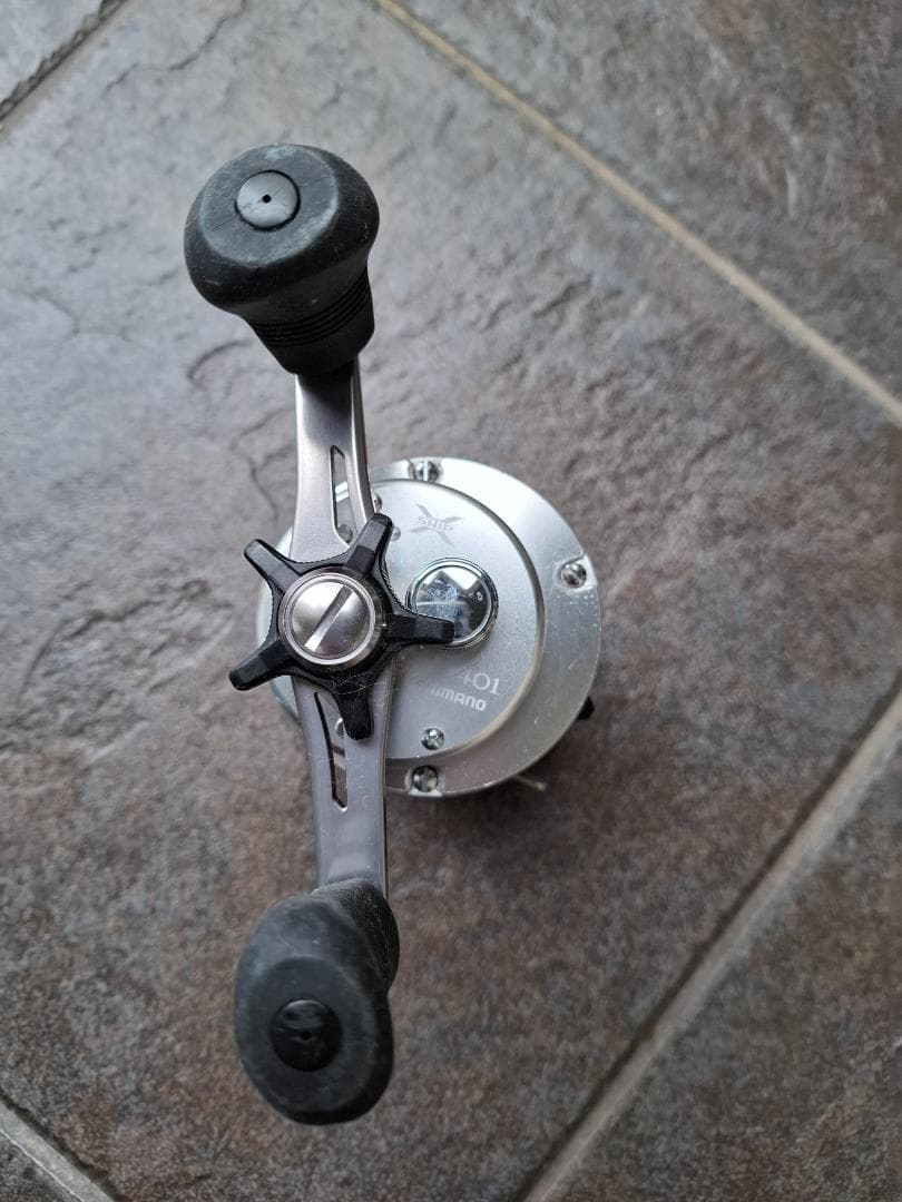 ハルハルさん専用　カルカッタ401　（シマノ）　 左ハンドル