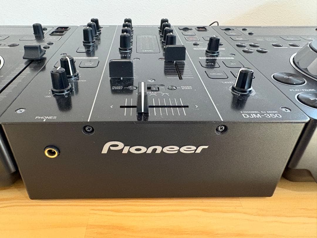 Pioneer CDJ-350 2台 とJDM-350 1台のセット
