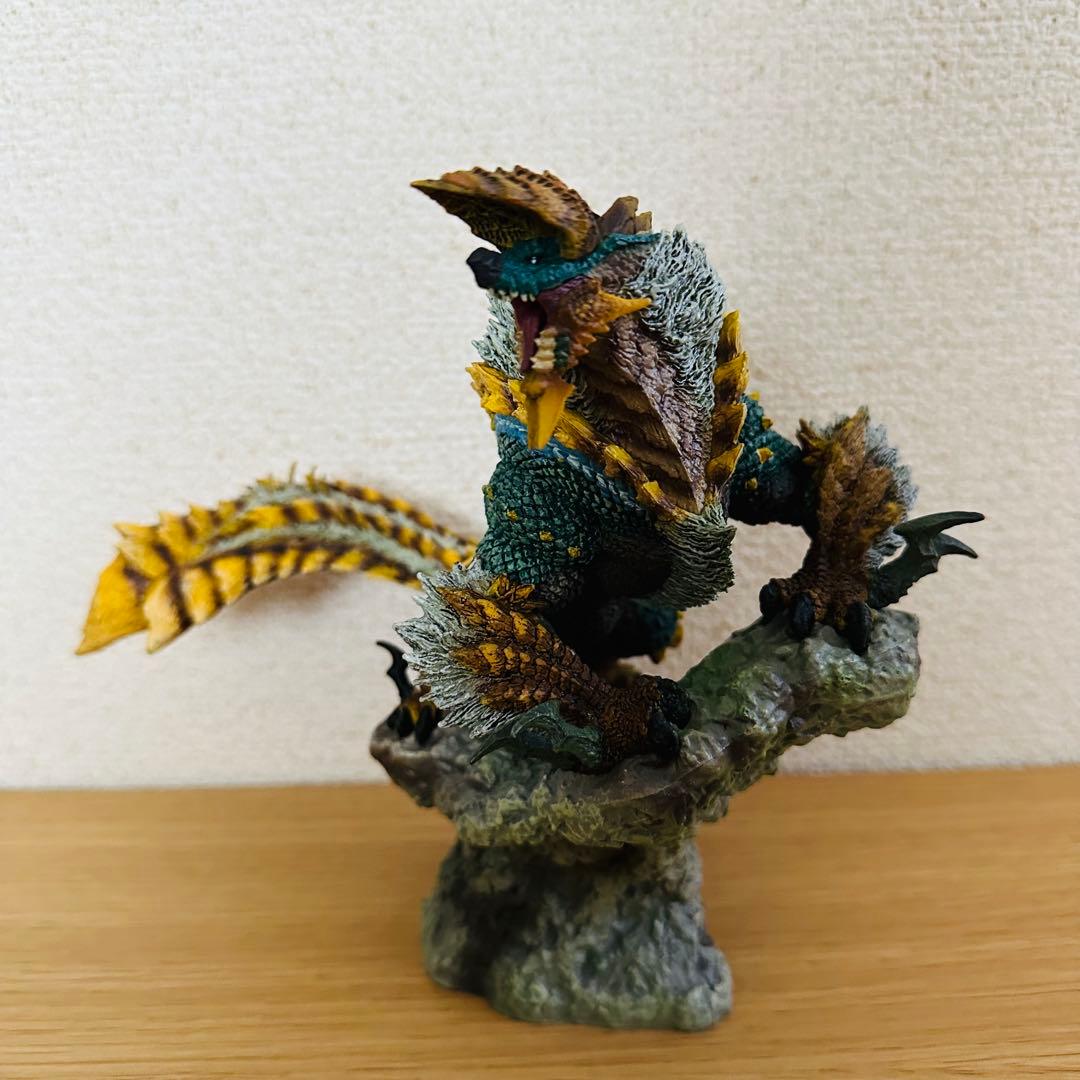カプコンフィギュアビルダー クリエイターズモデル　雷狼竜ジンオウガ　フィギュア