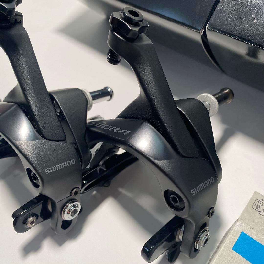 【ほぼ未使用】【新品シュー付き】SHIMANO ULTEGRA BR-R8100