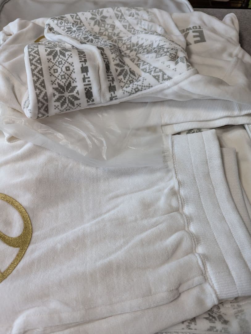 しょーる 24karats セットアップ　タグ付き未使用品