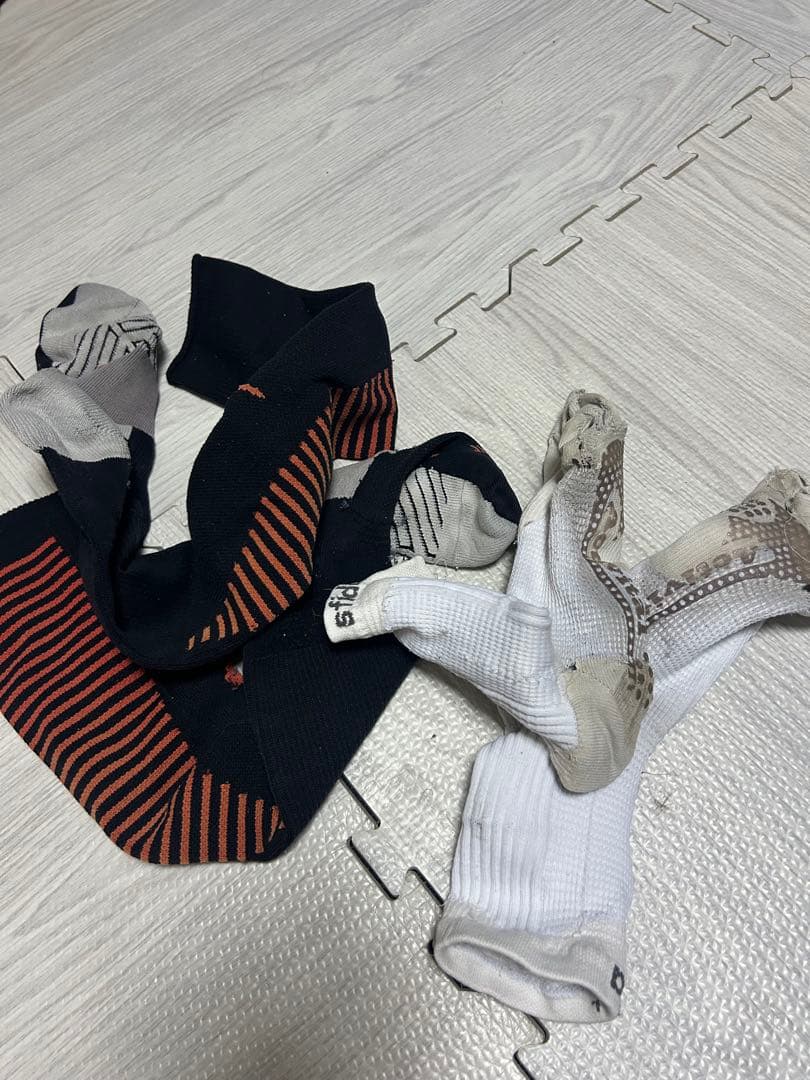 サッカー用ソックス ネイビーとホワイト