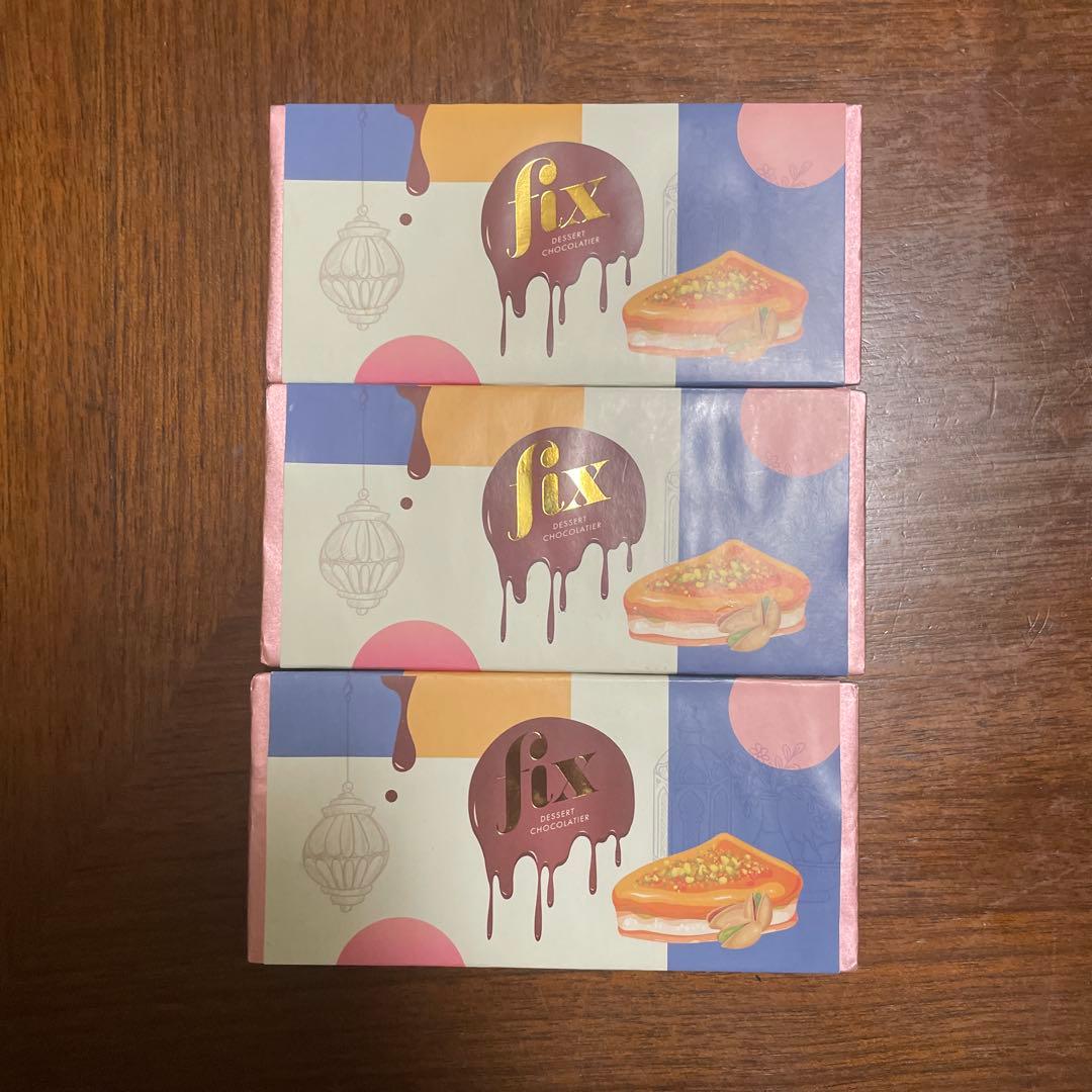 Fix ミルクチョコレート ピスタチオ & クナーファ 3個セット