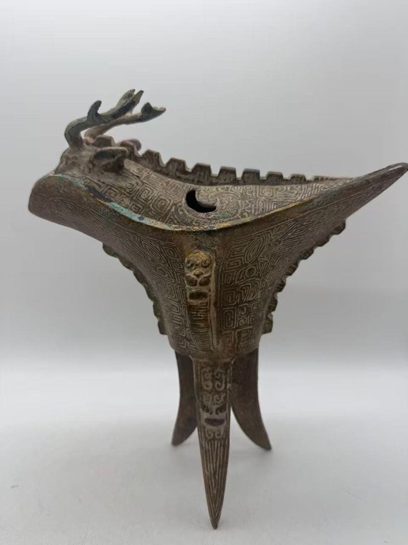 蓋付爵杯　嵌入紋　鉄製　送料込み251026