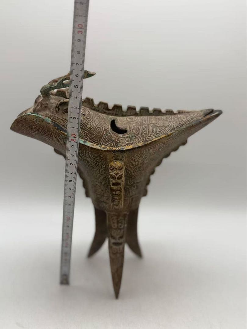 蓋付爵杯　嵌入紋　鉄製　送料込み251026