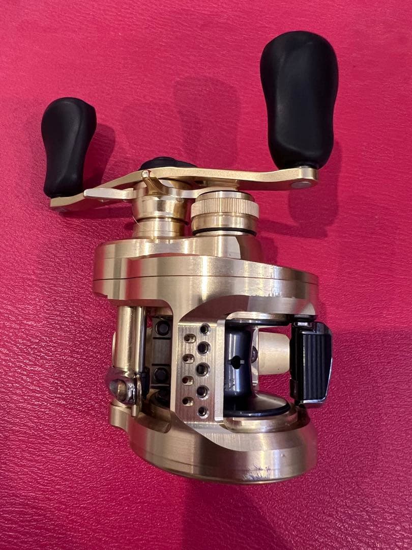 リール SHIMANO 22 CALCUTTA CONQUEST 200XG