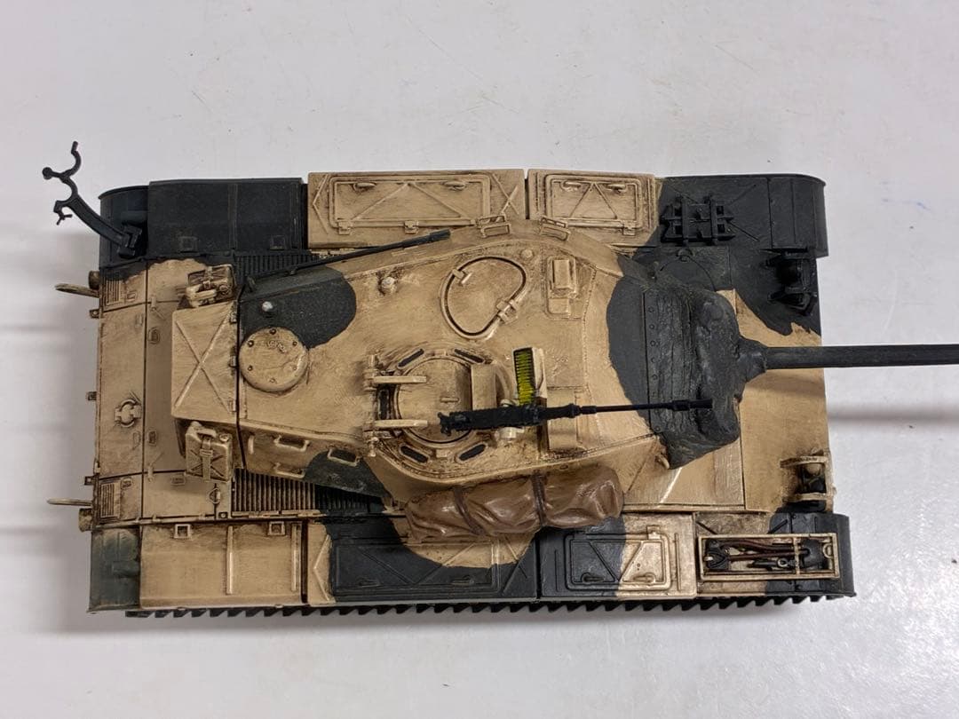 タミヤ　1/35 M41 完成品　戦車　模型　プラモデル　サウジアラビア