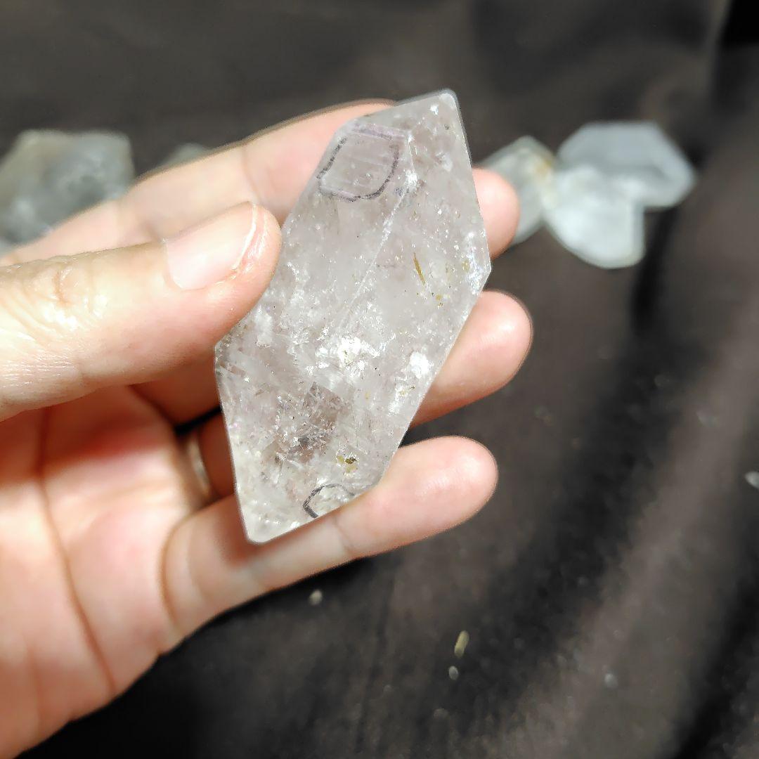 専用❤水入り水晶16個、黒砂あり、気泡あり、多彩