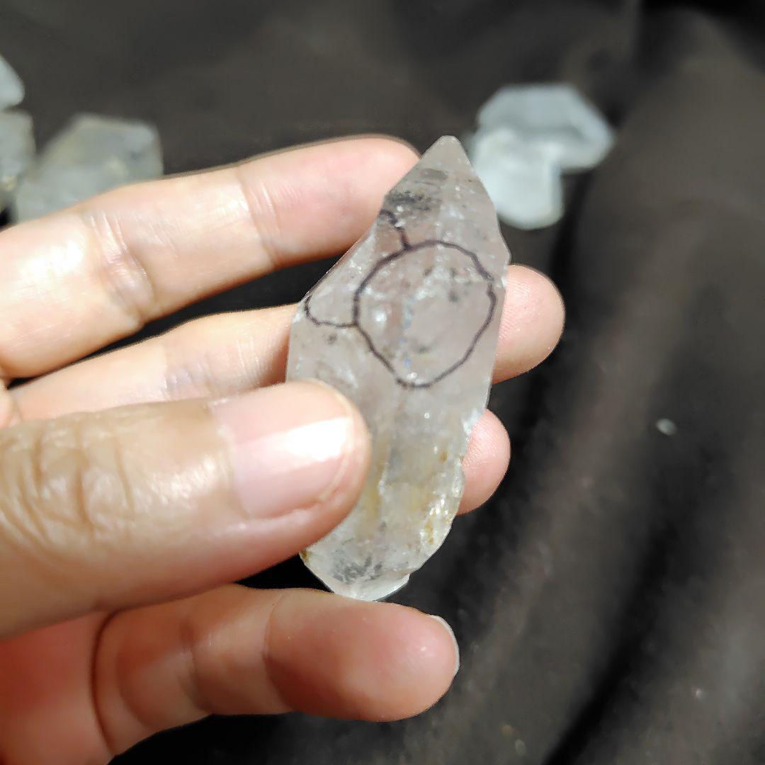 専用❤水入り水晶16個、黒砂あり、気泡あり、多彩