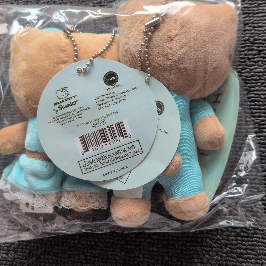 ハローキティ　日焼け　カハラホテル　ブルードレス　サーフボード　マスコット