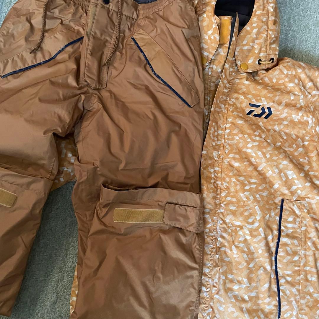 ナ*ー様 ダイワ　釣り　防水ウェア上下　レインマックス