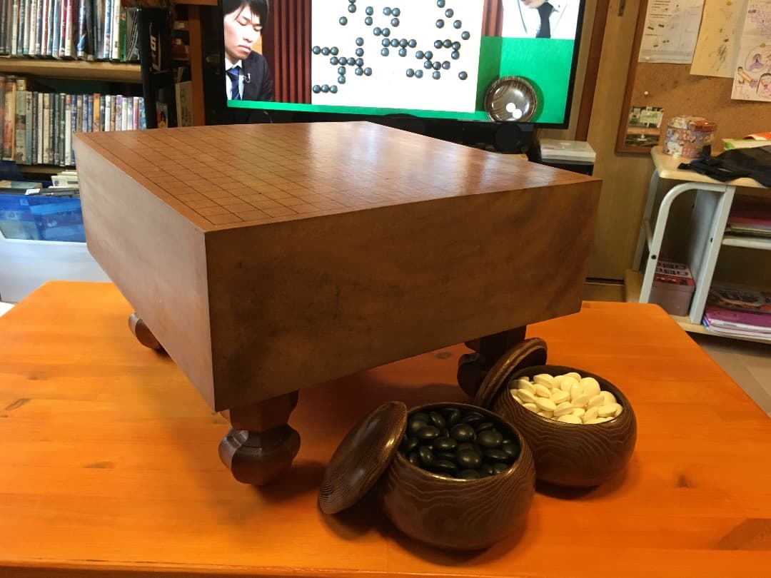 無垢一枚板の囲碁セット