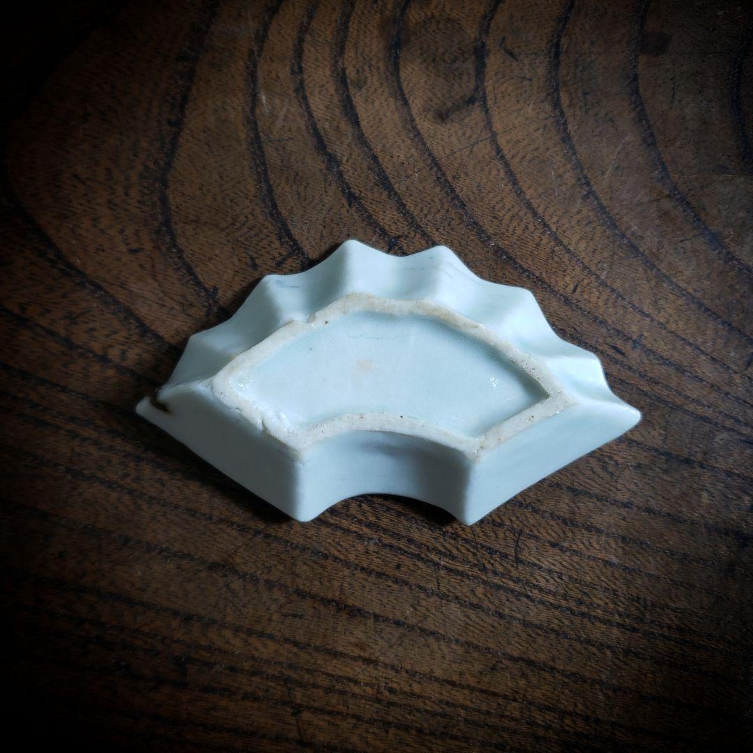 小皿　豆皿　変形皿　扇皿　江戸　海中図　色絵付　窯傷