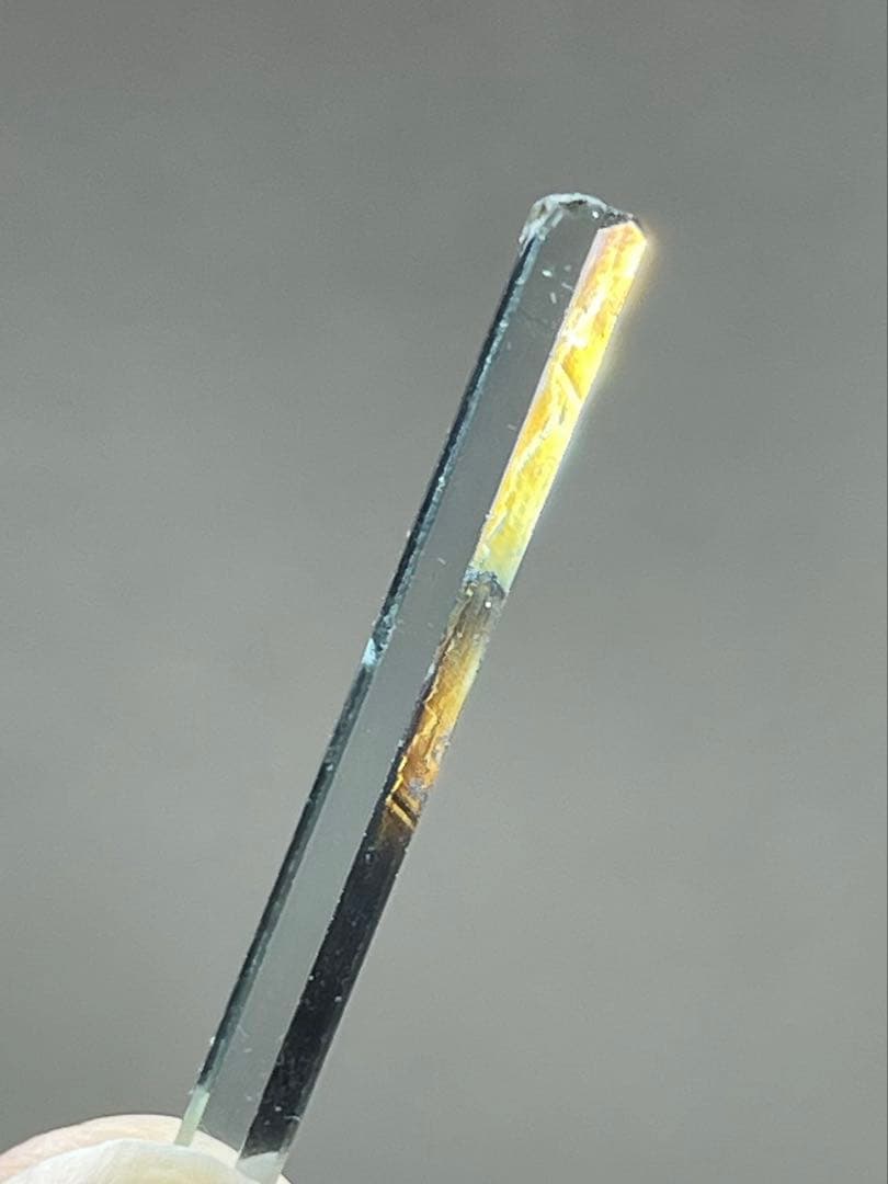 【高品質】高透明度・海色ブルー天然アクアマリンロット 306.9ctベトナム産