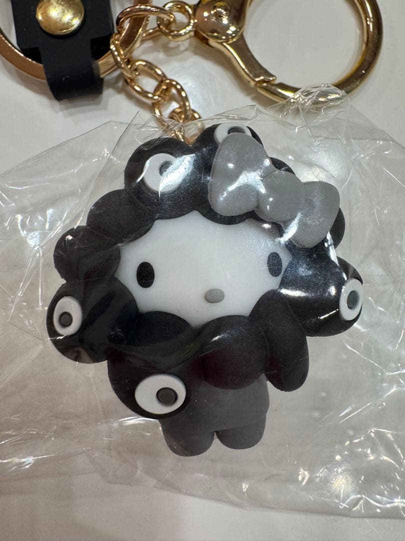 大阪万博　関西万博　ミャクミャク　サンリオ　コラボ　キティ2025