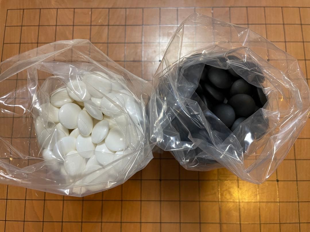 碁石　本蛤34号180個　本那智黒181個　白黒セット