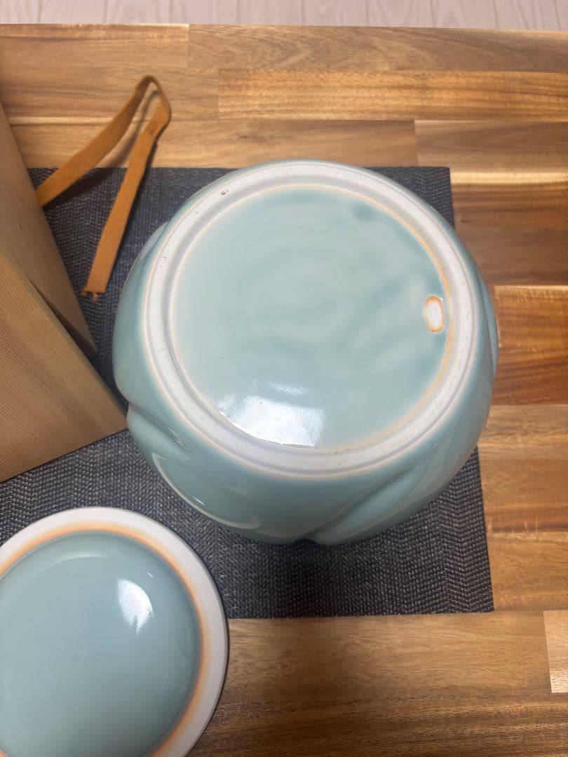 茶道具　青磁　捻梅水指　貴山　水指