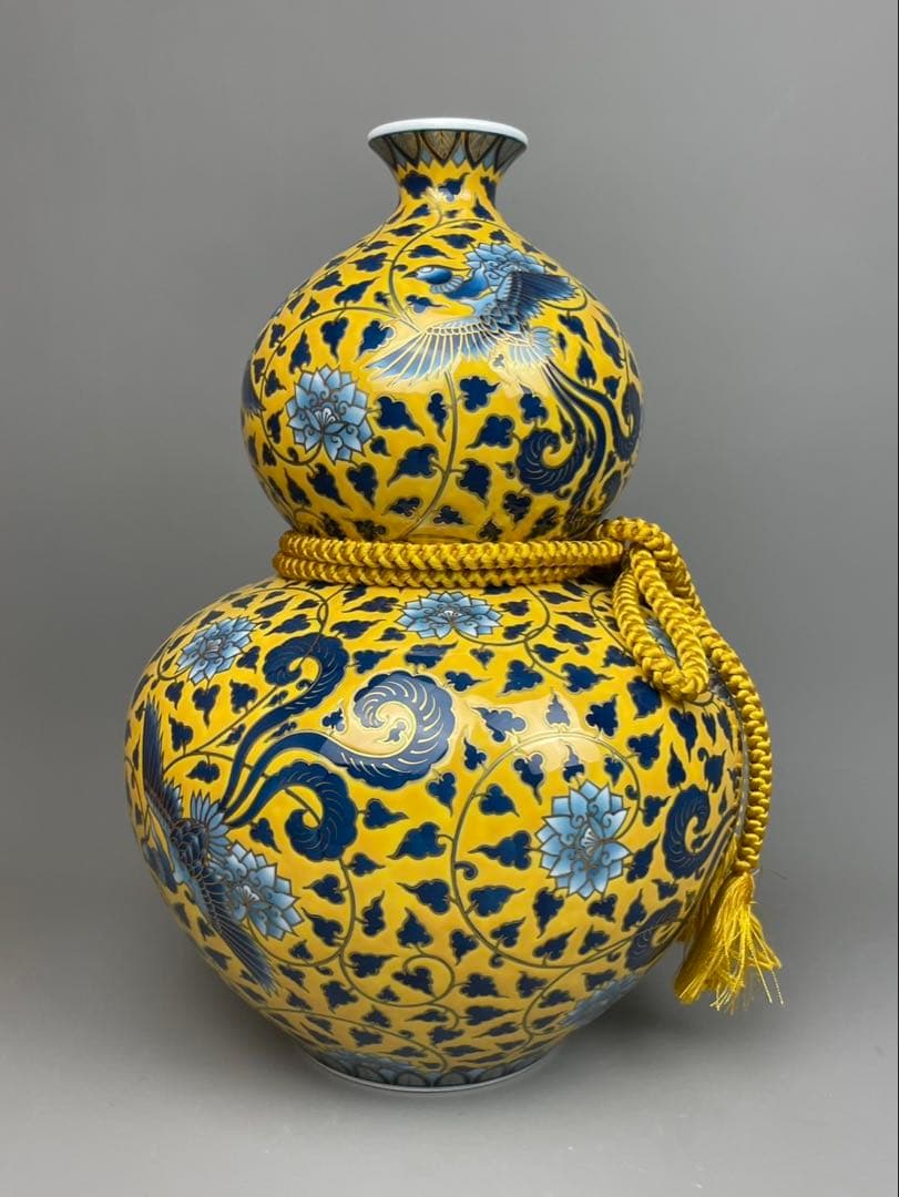 極上 有田焼 藤井勝雲作 染錦 牡丹鳳凰文型飾 渦唐草 瓢箪型 飾壺 共箱付