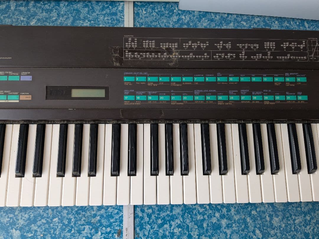 【ジャンク品扱い】YAMAHA DX7 シンセサイザー