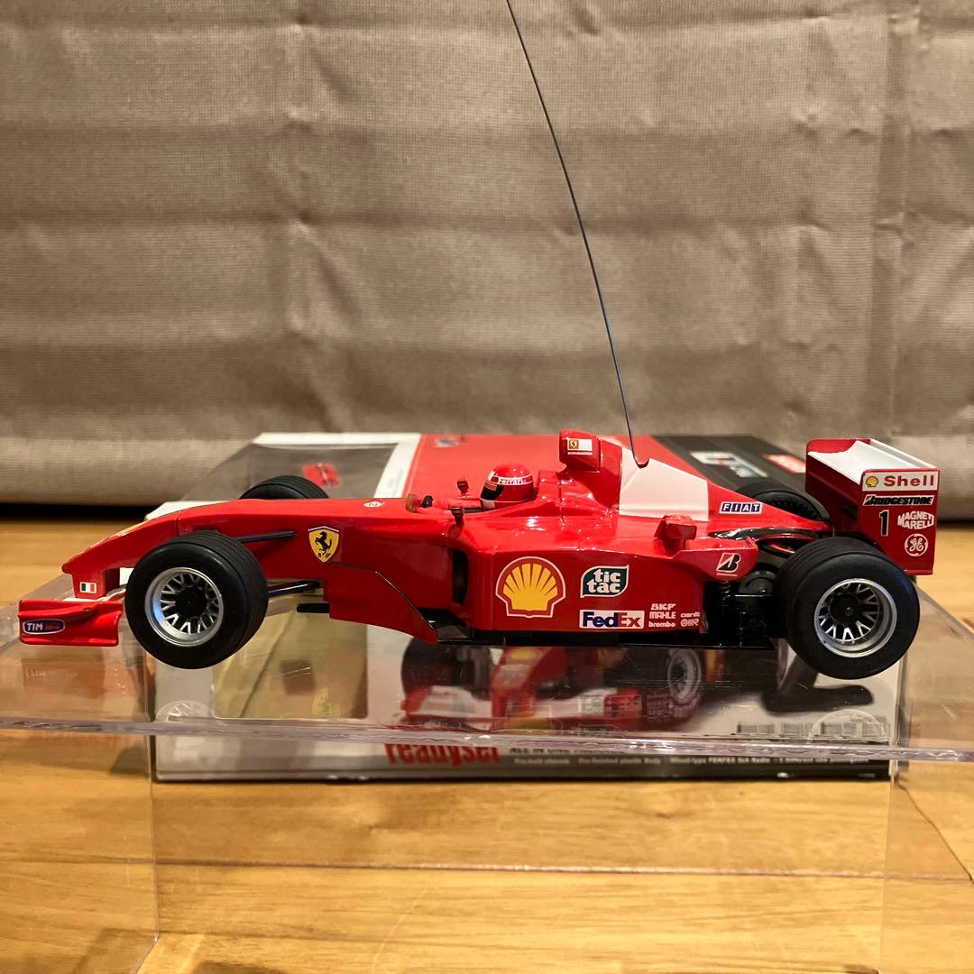 【絶版】京商ミニッツF-1 フェラーリF2001 レディセット