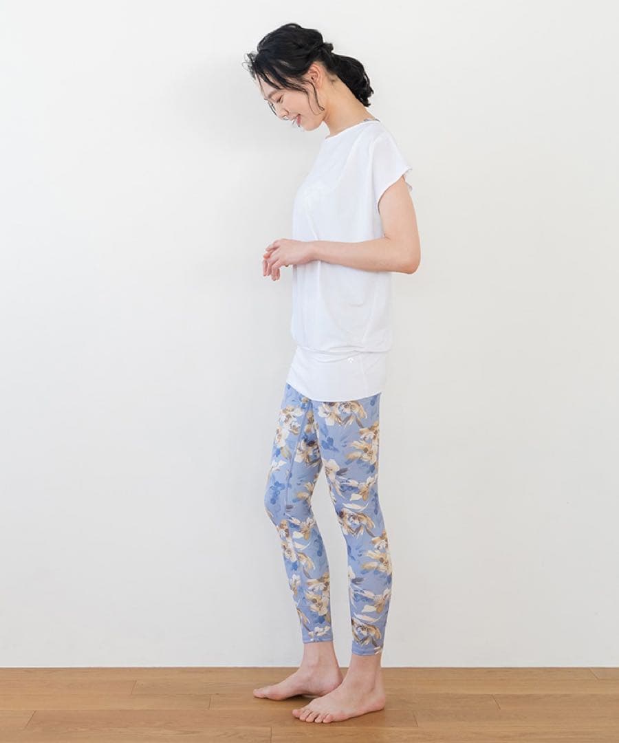 【新品未開封】SUKALA プルオーバー付きブラ＆レギンスセットアップ 3セット