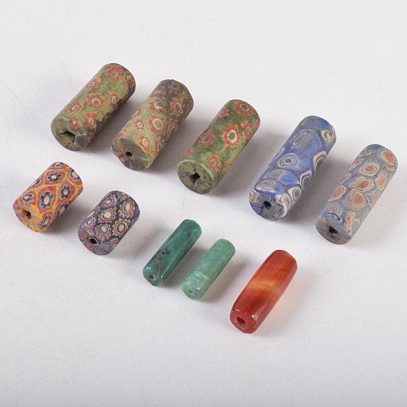 中国　古代ガラス　翡翠瑪瑙など　とんぼ玉　10点まとめて　M　R9227