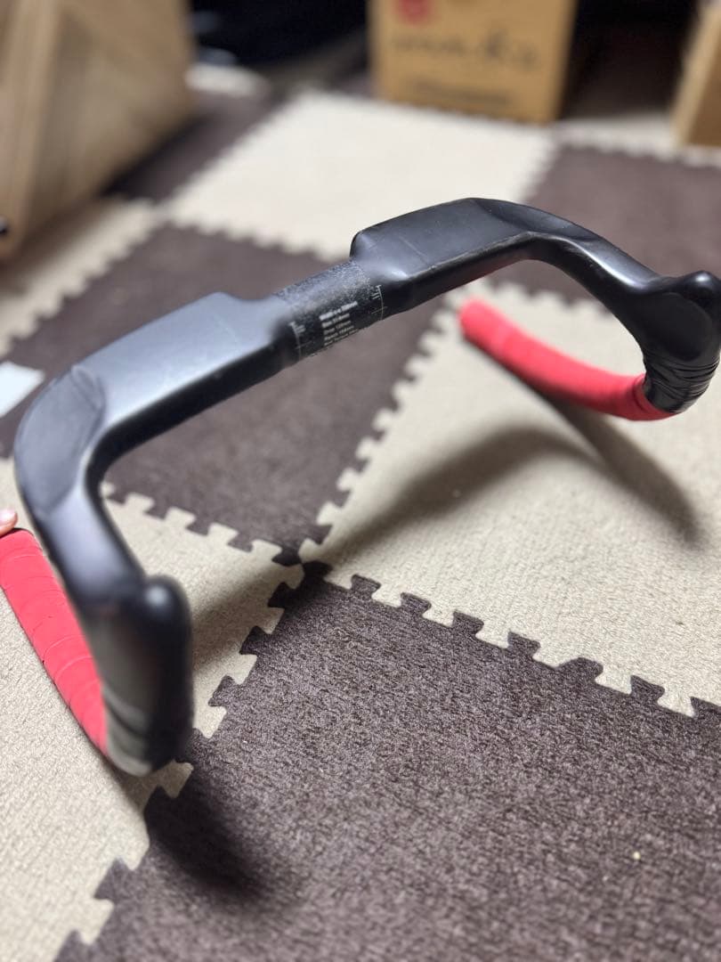 トラック用カーボンハンドル　ピスト　バンチバー　330mm