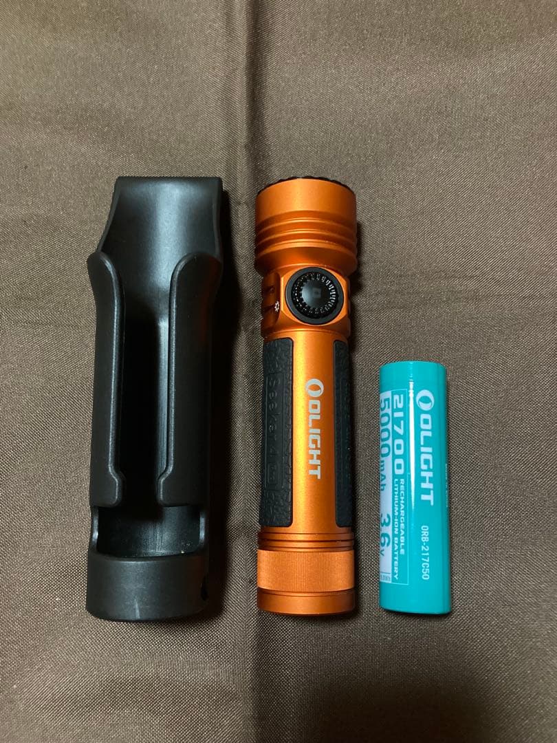 Olight Seeker4pro 4600ルーメン 別売り購入の付属品つき