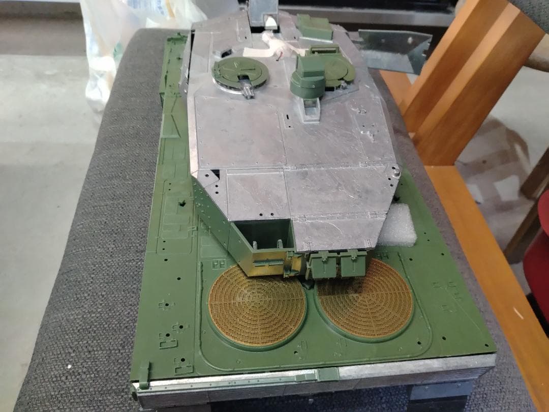 【新品】Torro Leopard2A6 プロメタルエディション