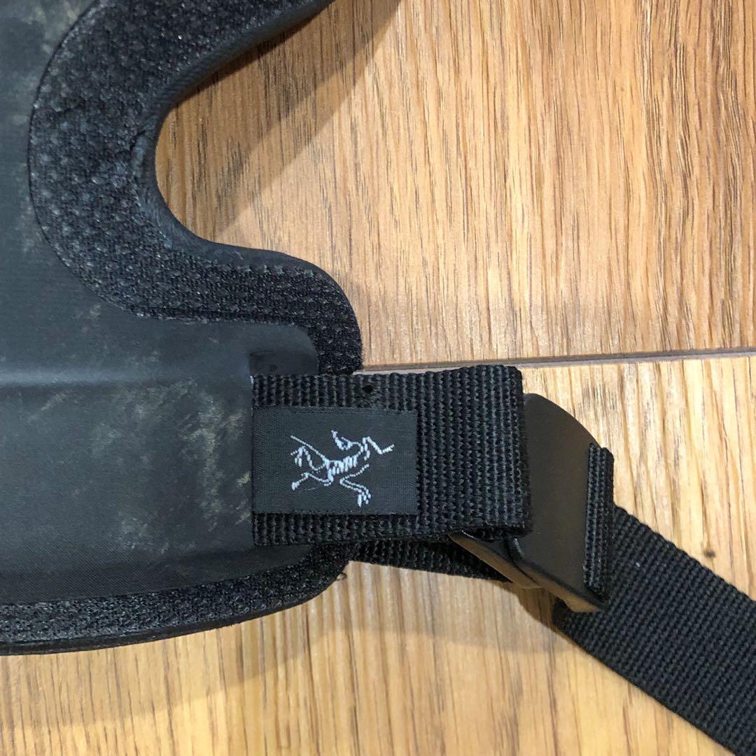 Arc’teryx 二ーキャップ 実物 サバゲー 装備 二ーパッド