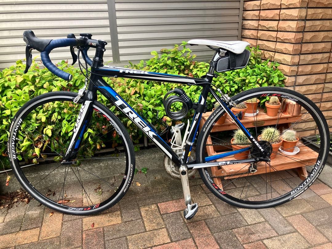 ロードバイクTrek2.1alfa