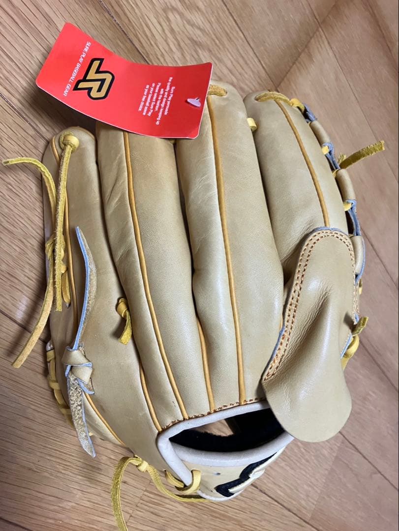 未使用品　シュアプレイ　硬式　投手用グローブ
