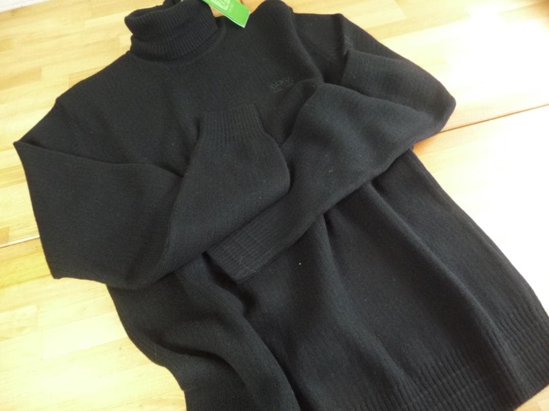 HUGO BOSS ウールセーター 黒S 新品未使用