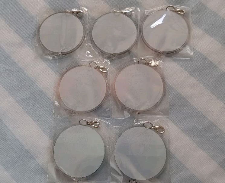 ウノハナ 〖犬と欠け月〗 アクリルストラップ